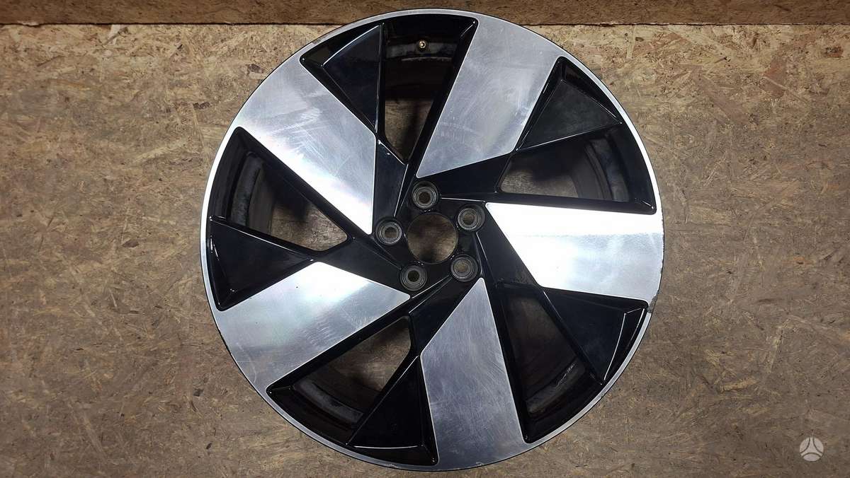 Volvo XC40, 32143630, Cen30900