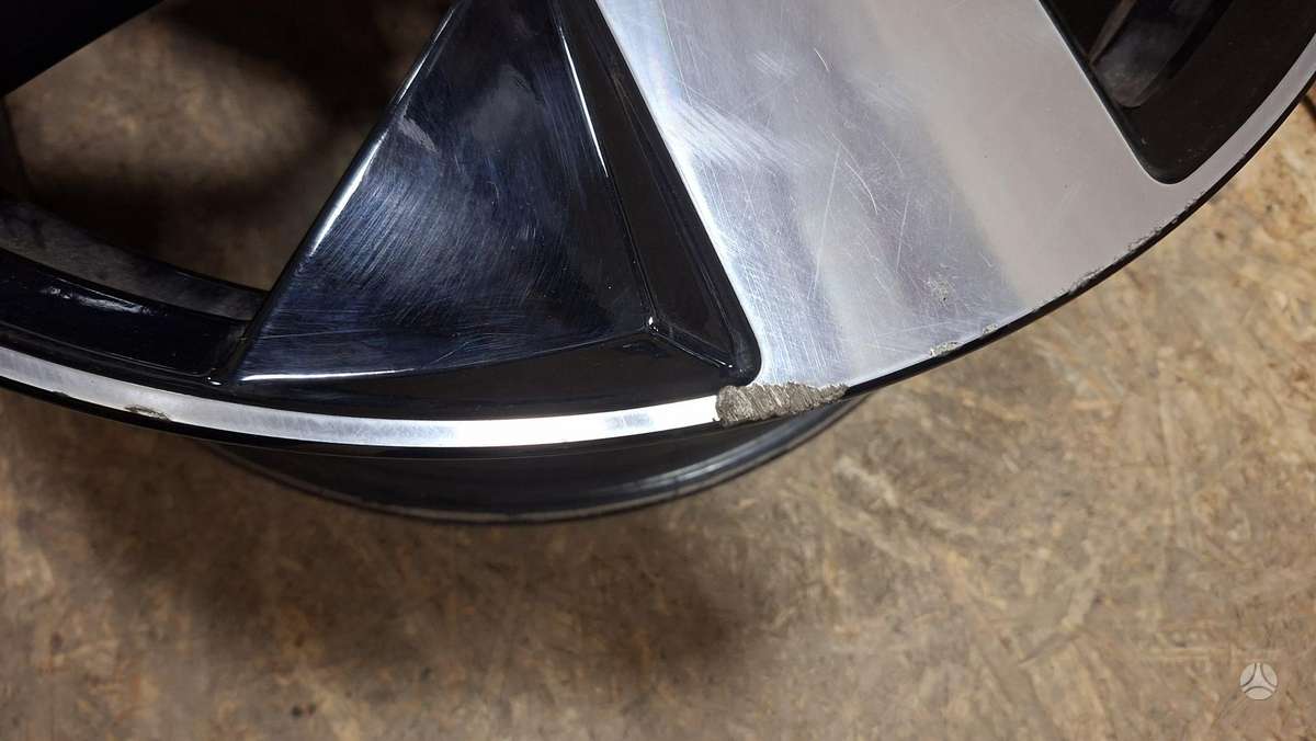 Volvo XC40, 32143630, Cen30900