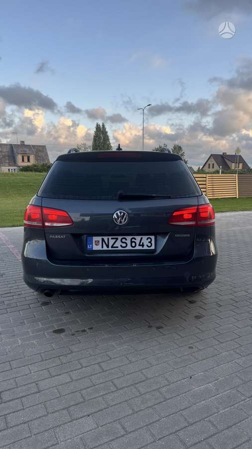 Volkswagen Passat - 5
