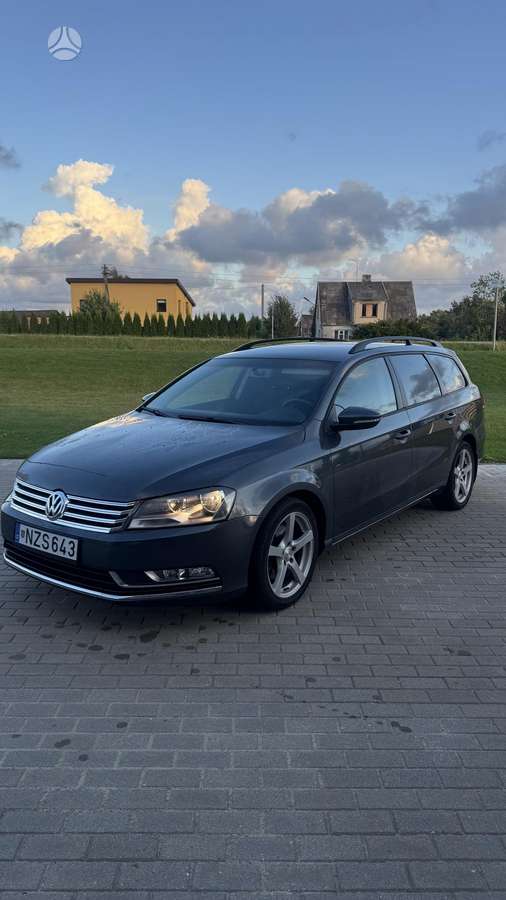Volkswagen Passat - 2