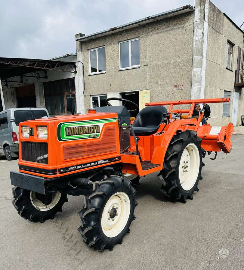 Hinomoto N200, tractors