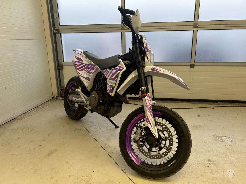 Husqvarna Enduro 693cc, enduro / adventure