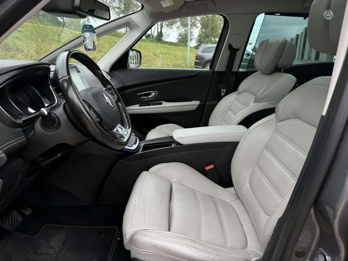Renault Scenic - 9