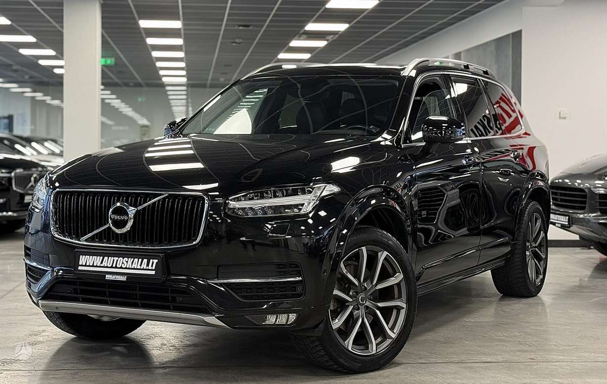 Volvo XC90 - 1
