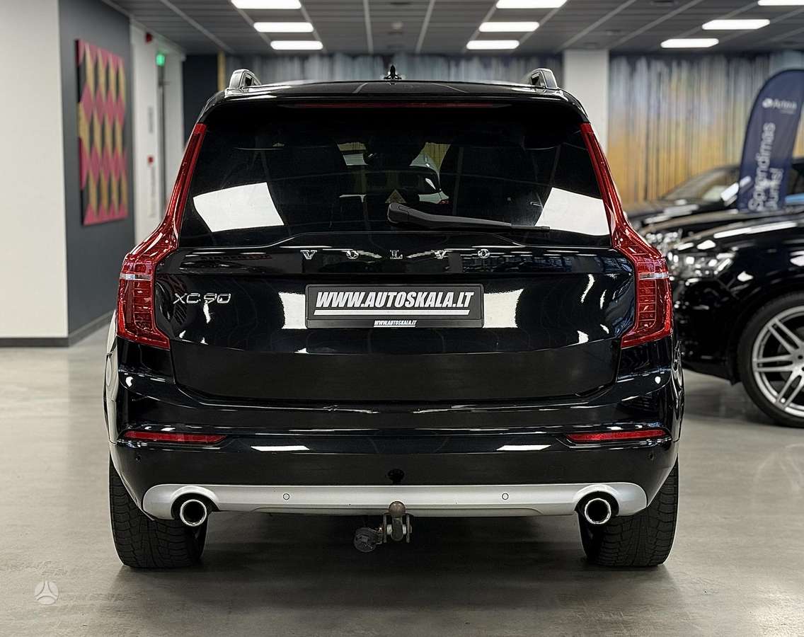 Volvo XC90 - 5