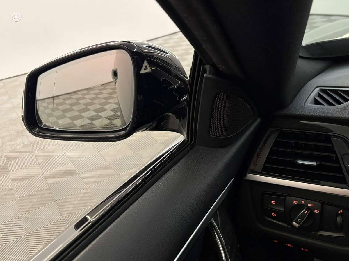 BMW 425, 2.0 l., coupe