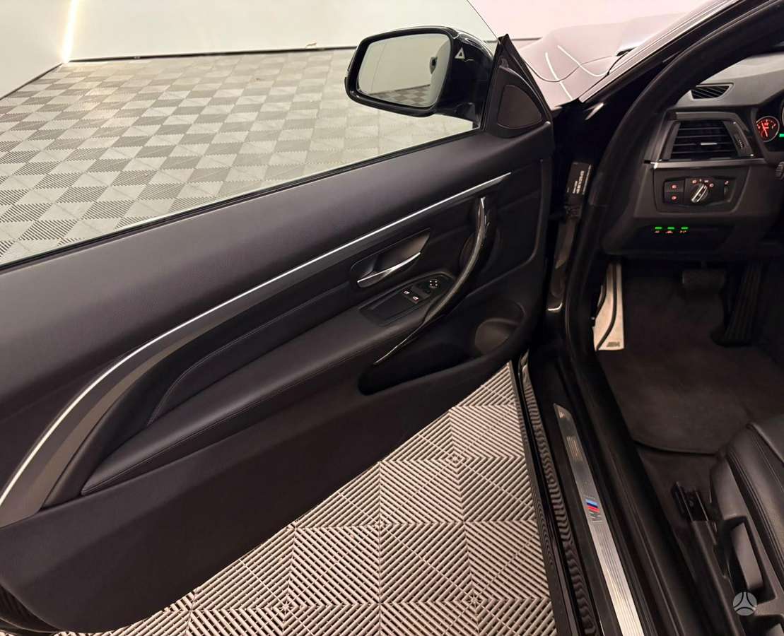 BMW 425, 2.0 l., coupe