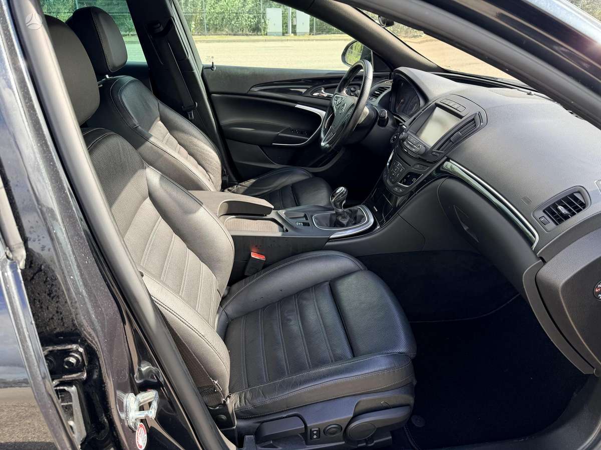 Opel Insignia, 2.0 l., Универсал