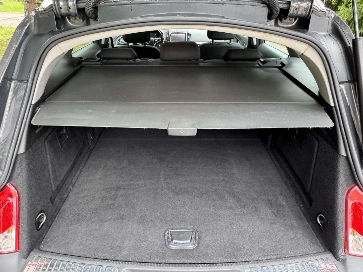 Opel Insignia, 2.0 l., Универсал