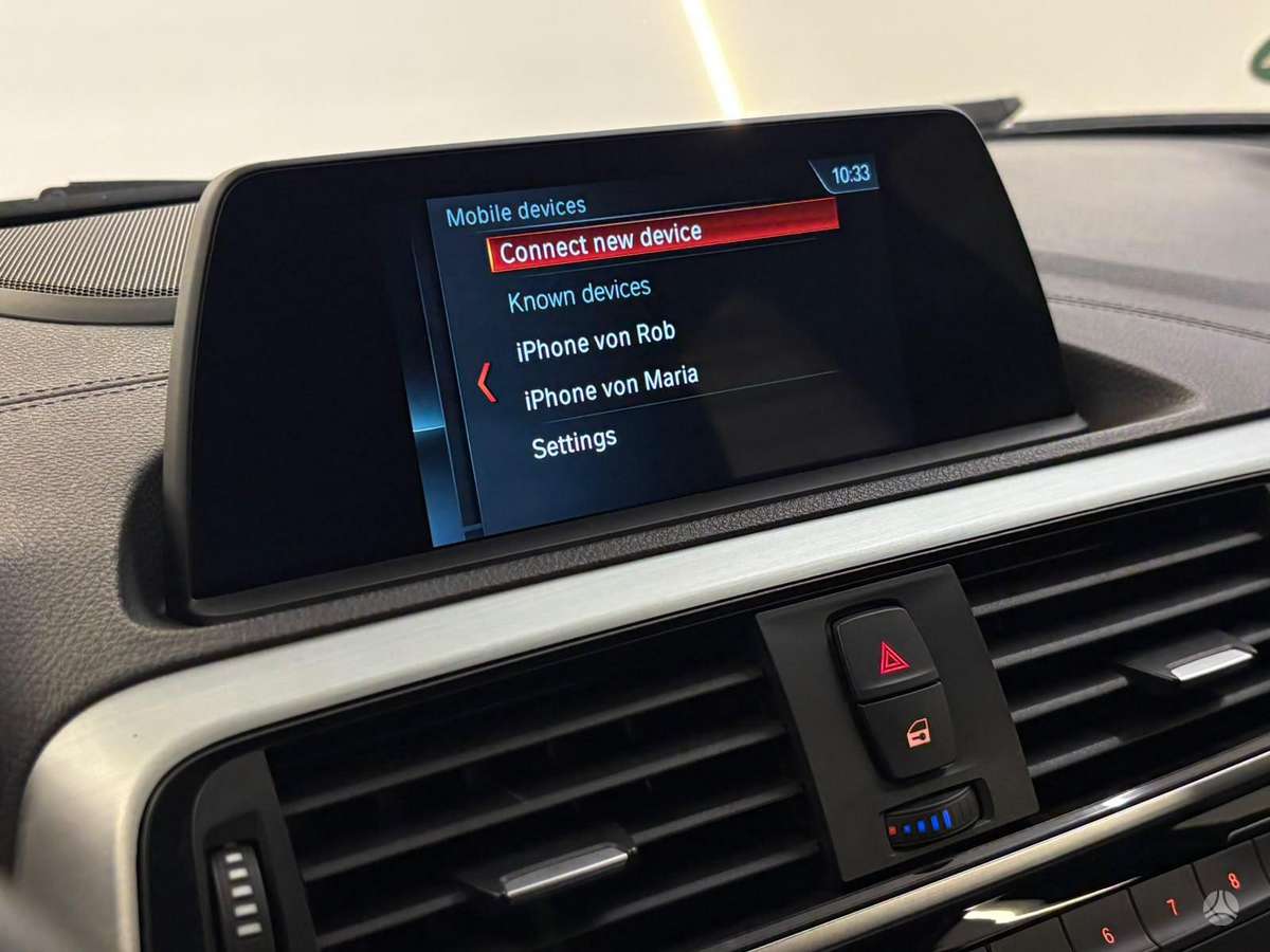 BMW 120, 2.0 l., hatchback