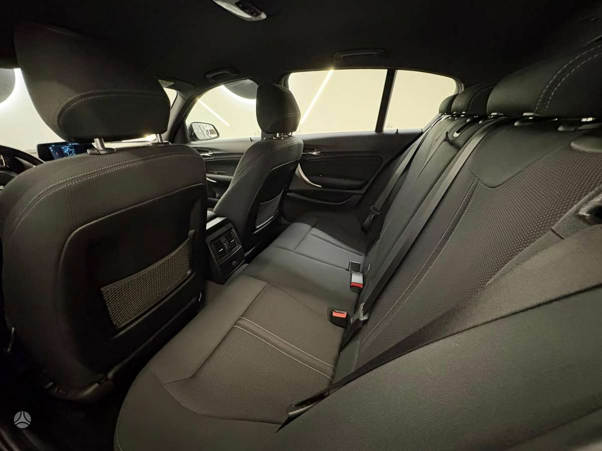 BMW 120, 2.0 l., Хэтчбек