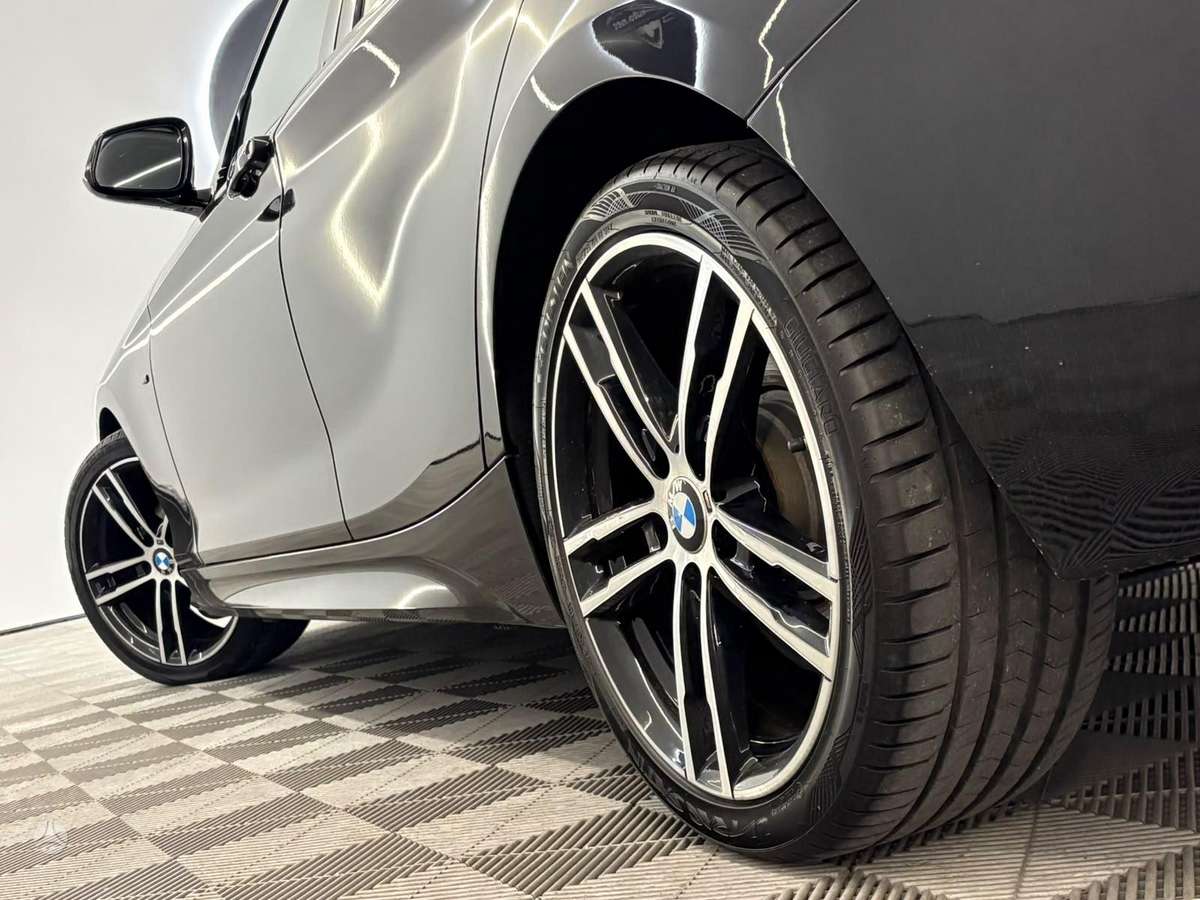 BMW 120, 2.0 l., Хэтчбек