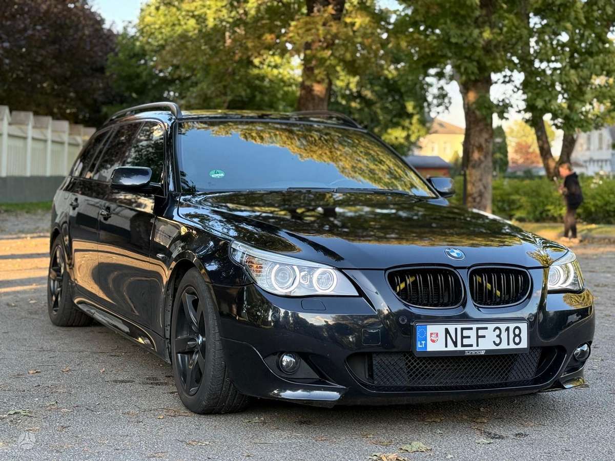 BMW 525, 3.0 l., Универсал