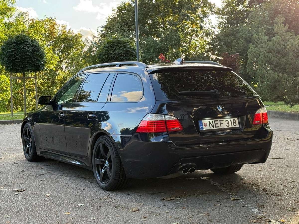 BMW 525, 3.0 l., Универсал