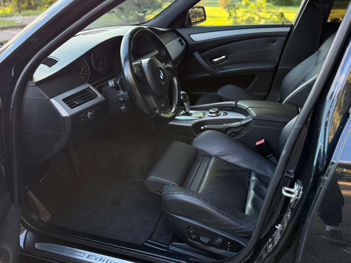 BMW 525, 3.0 l., Универсал