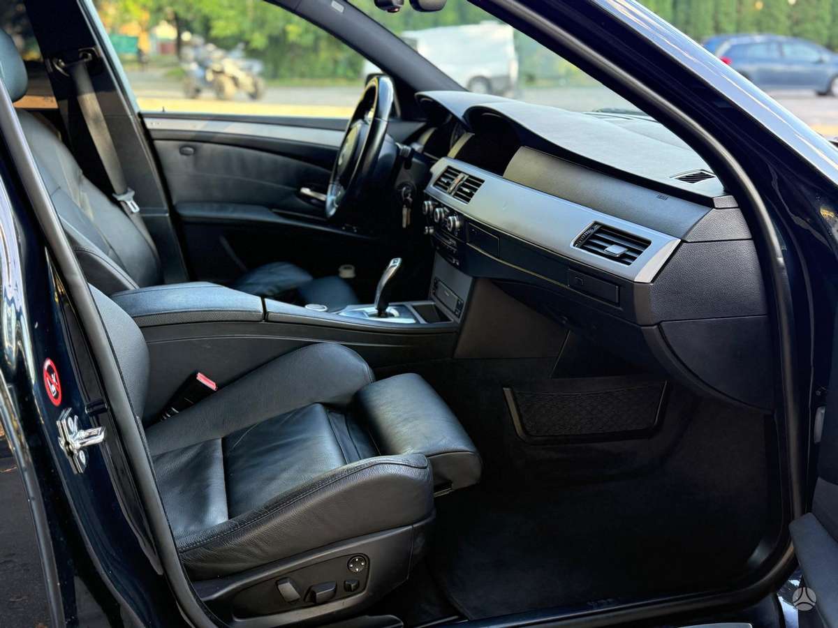 BMW 525, 3.0 l., Универсал