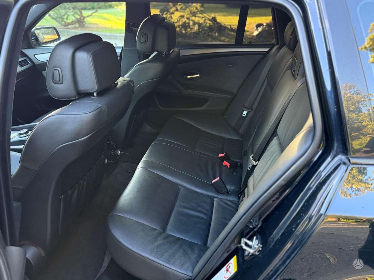 BMW 525, 3.0 l., Универсал