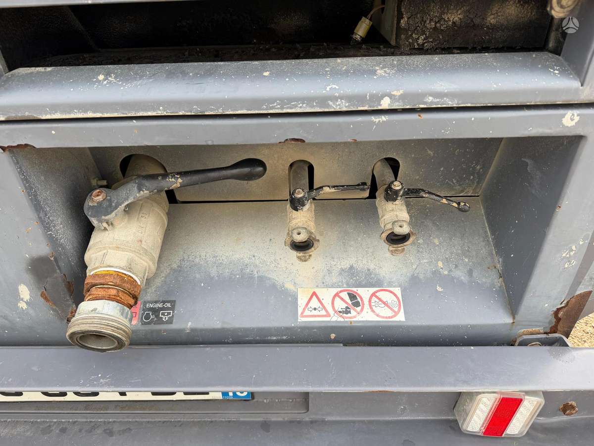 Atlas Copco XATS327, compressor