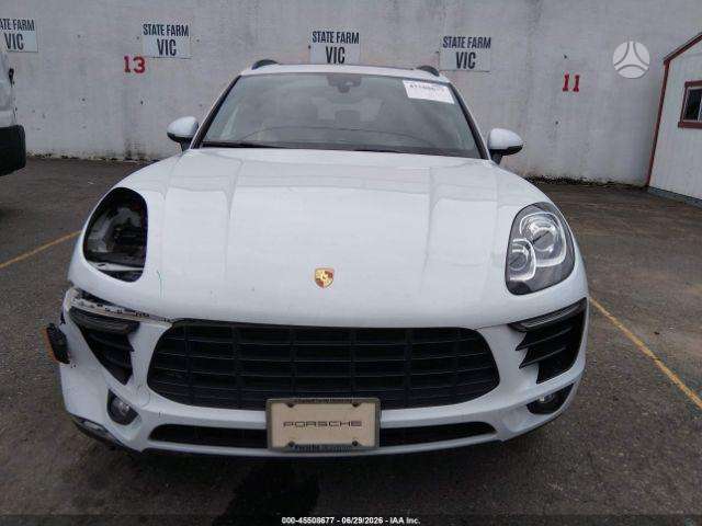 Porsche Macan, off-road / crossover
