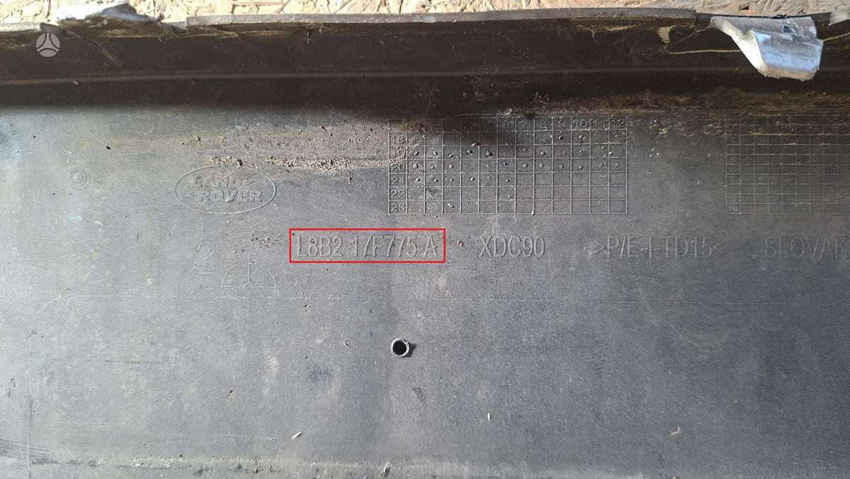 Land Rover Defender, L8B217F775A, Cen31310