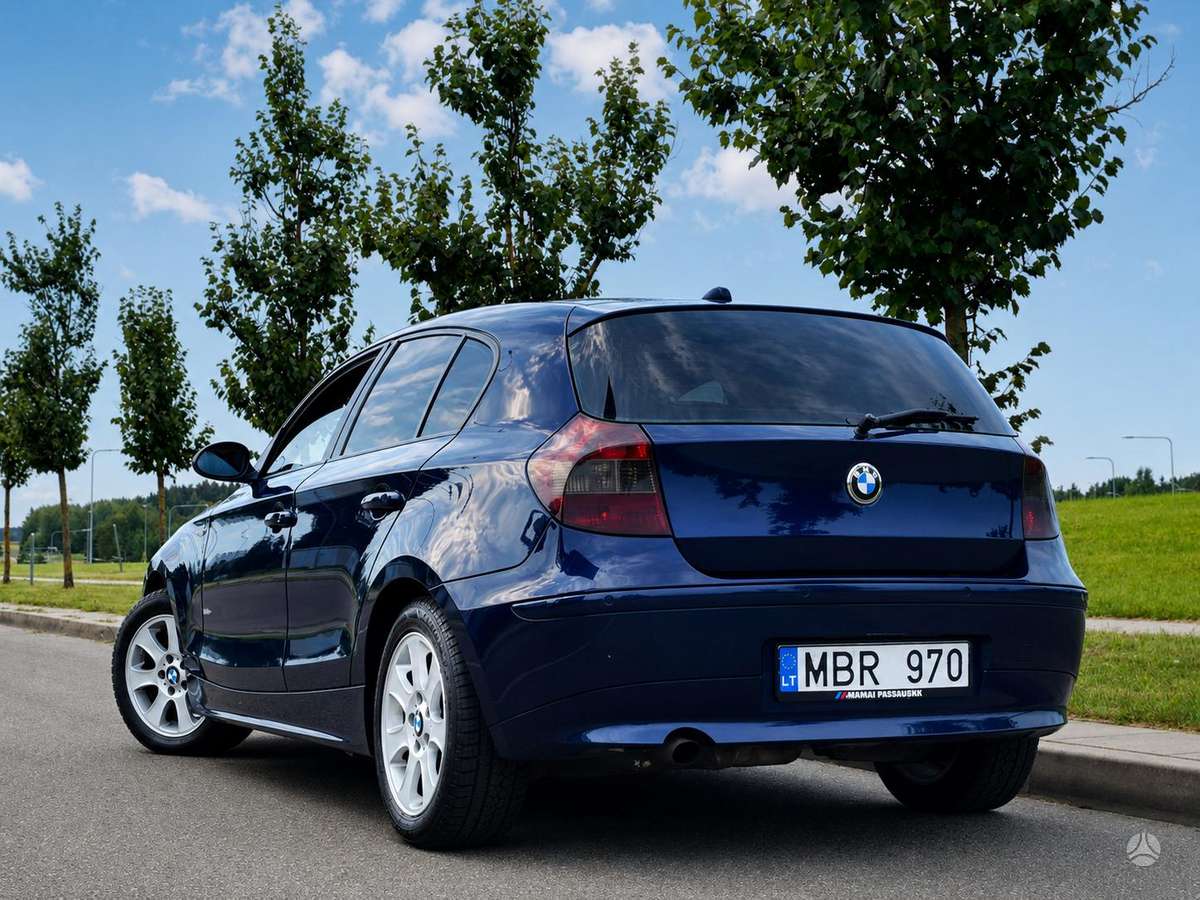 BMW 118, 2.0 l., hatchback