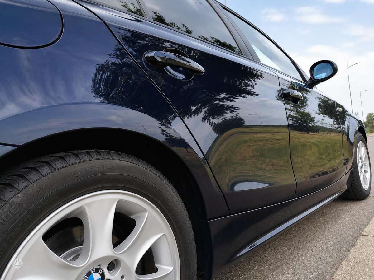 BMW 118, 2.0 l., Хэтчбек