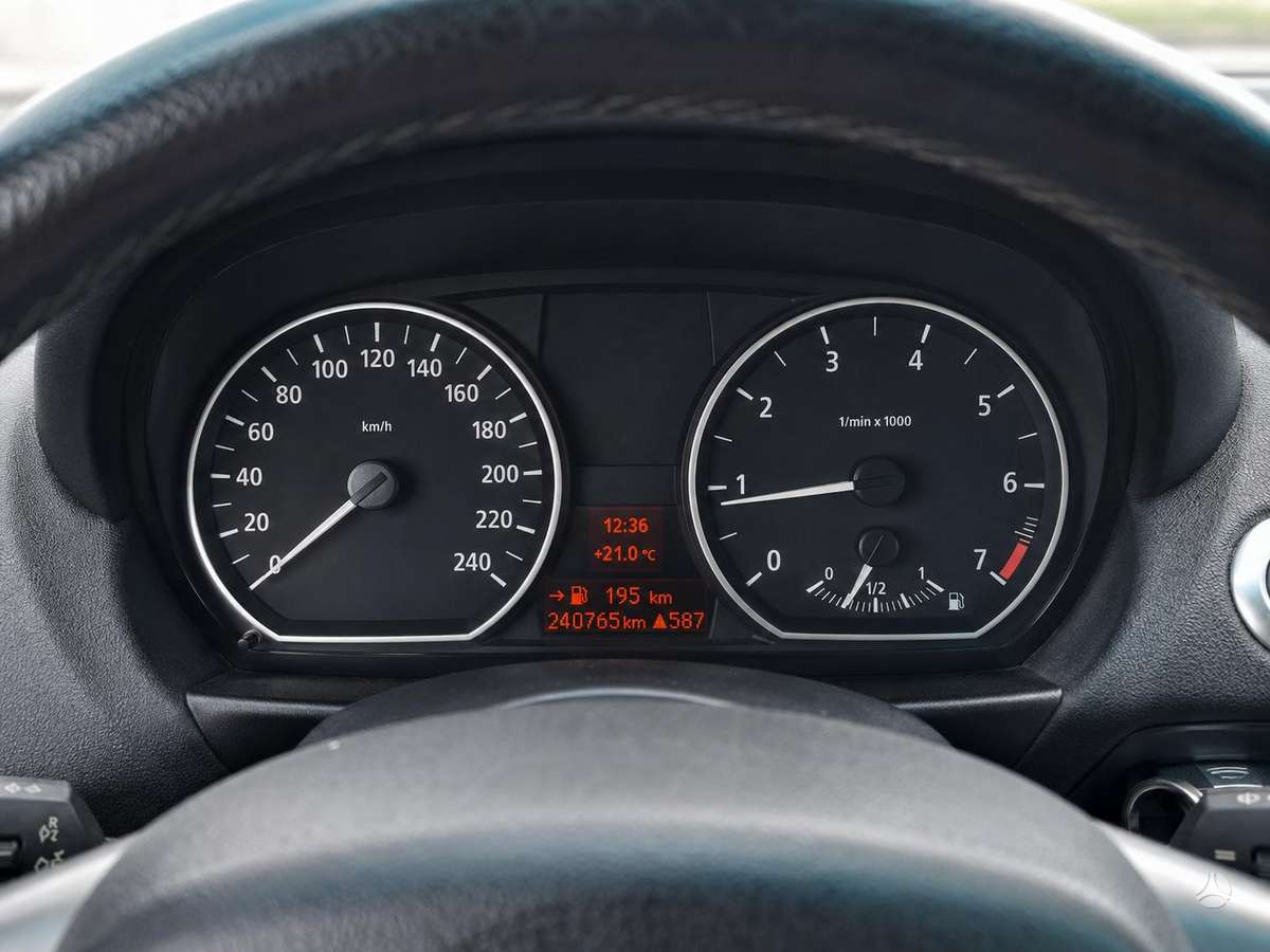 BMW 118, 2.0 l., Хэтчбек