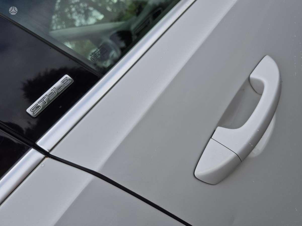 Volkswagen Sharan - 10