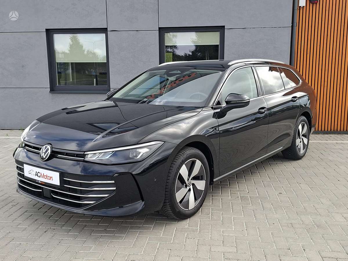 Volkswagen Passat - 1