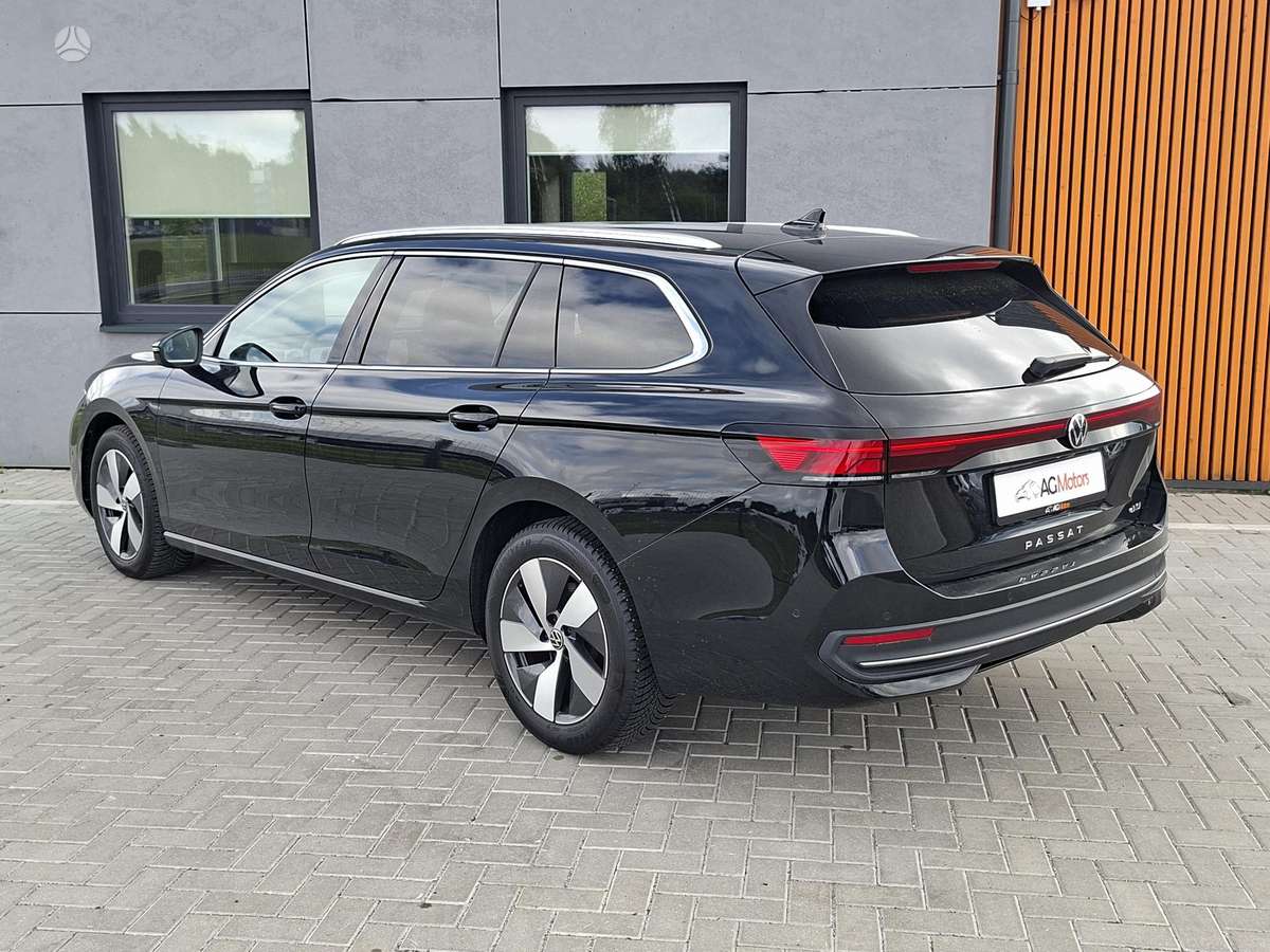 Volkswagen Passat - 4