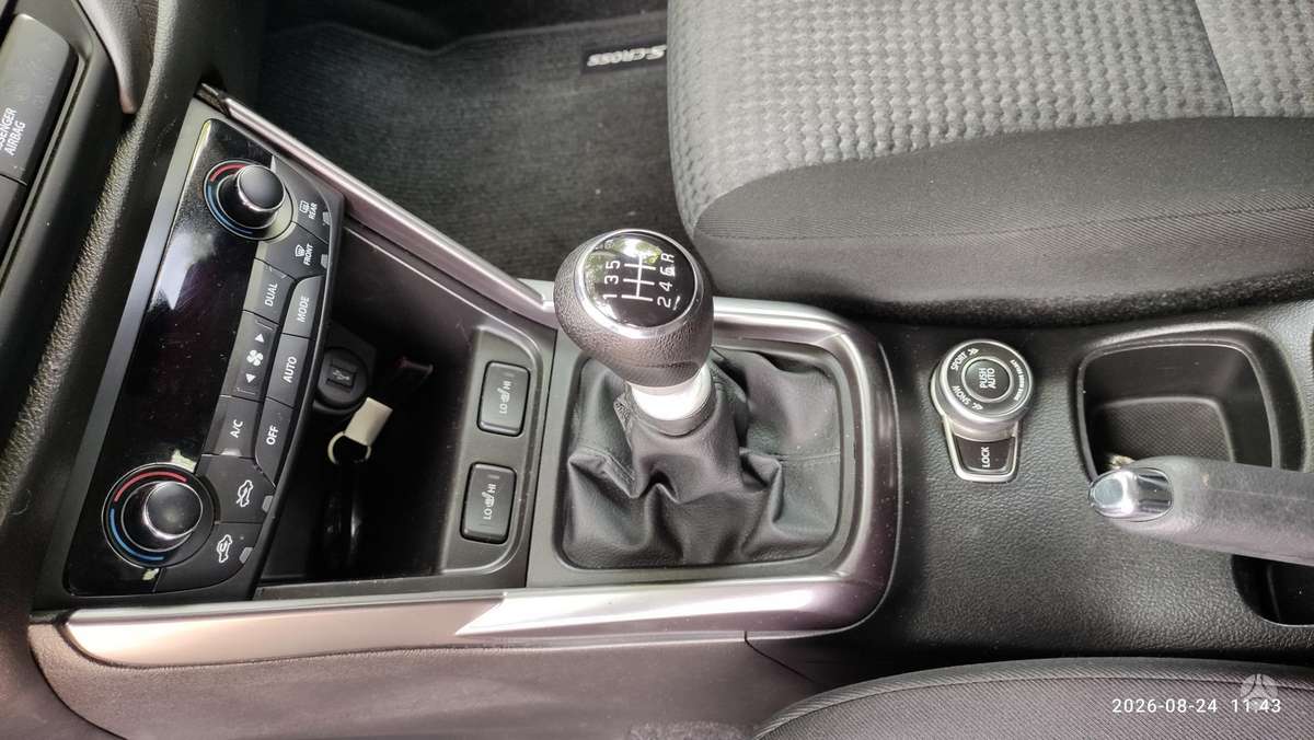 Suzuki SX4 S-Cross - 12
