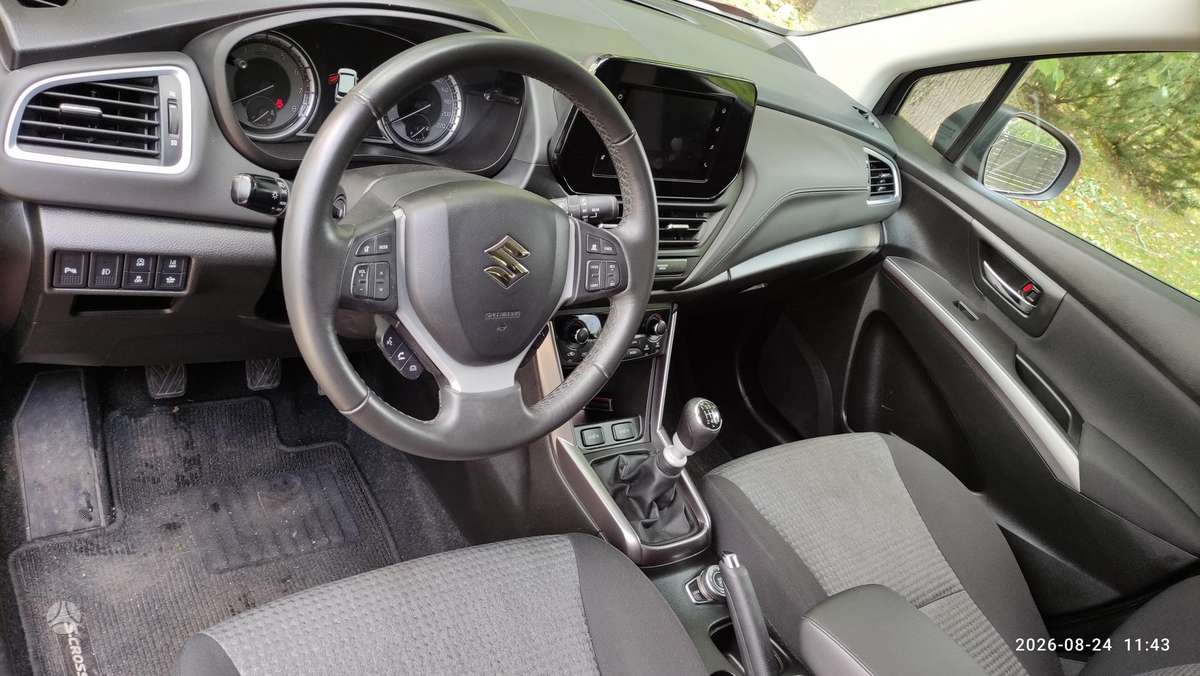 Suzuki SX4 S-Cross - 10
