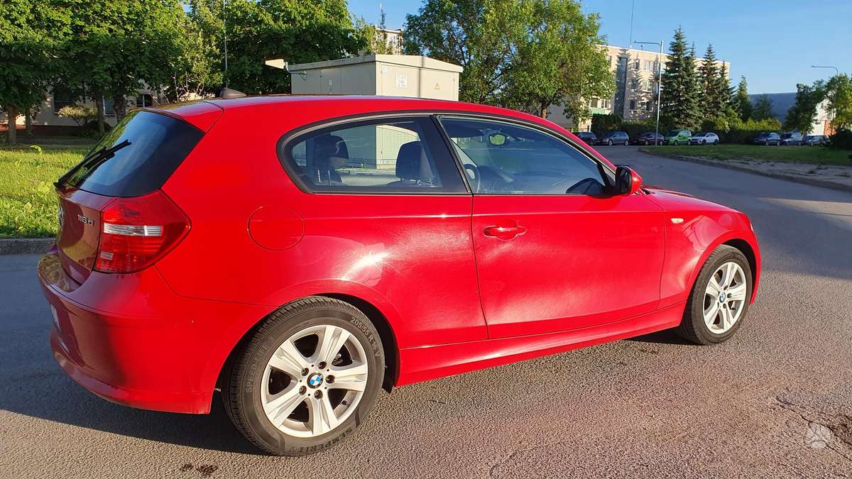 BMW 116, 2.0 l., hečbekas