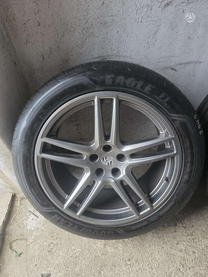 Porsche Macan, lengvojo lydinio, R20