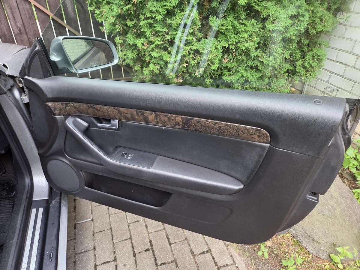 Audi A4, 2.5 l., Кабриолет