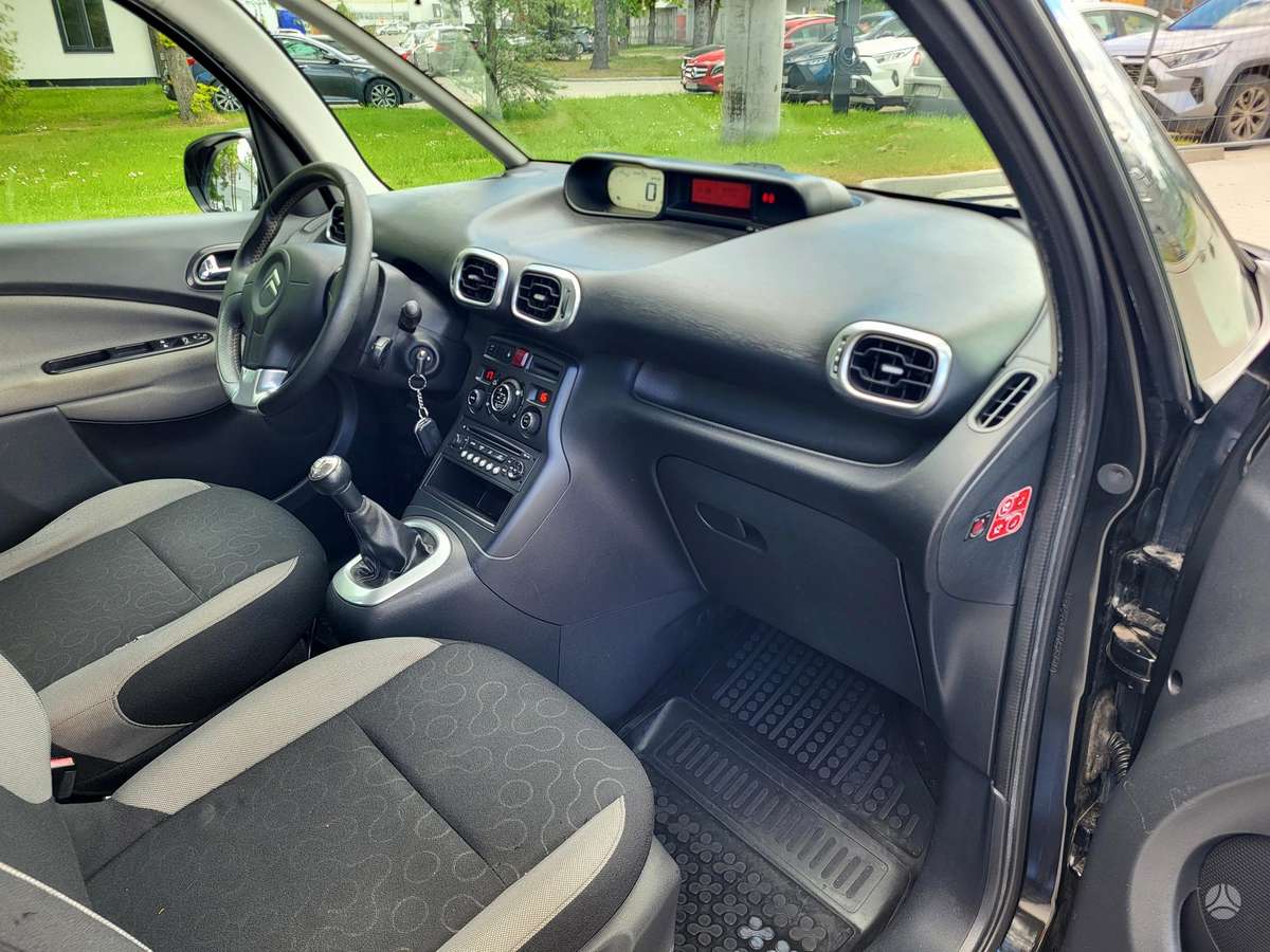 Citroen C3 Picasso, 1.6 l., hatchback