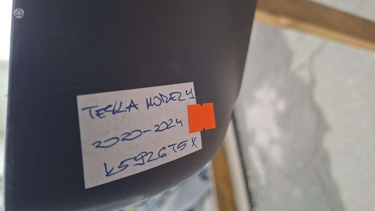Tesla Model Y, 169188600A, Cen31422