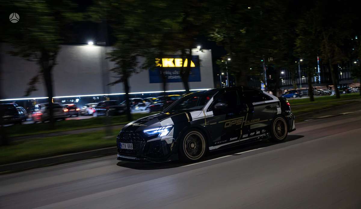 Audi RS 3, 2.5 l., Седан