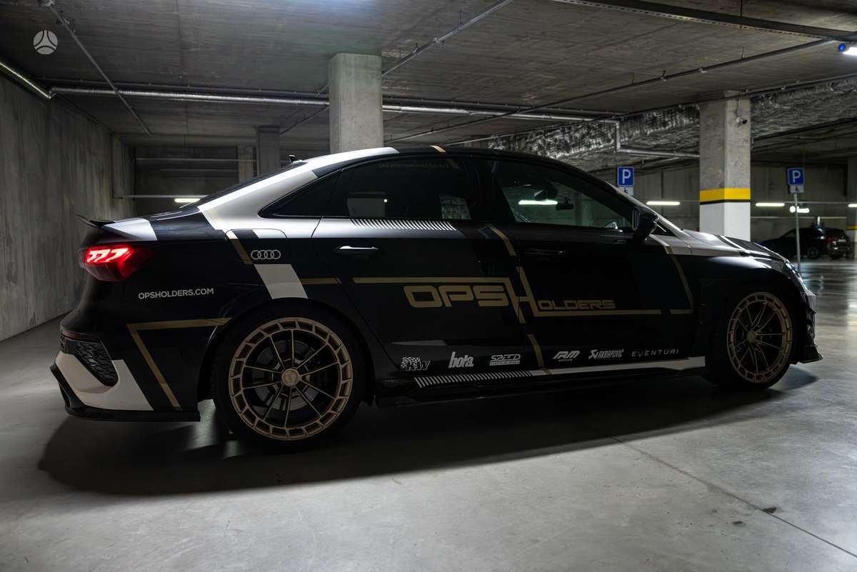 Audi RS 3, 2.5 l., Седан