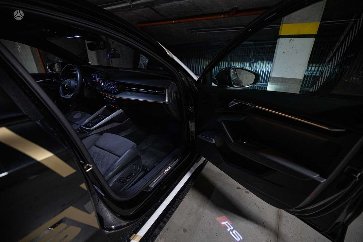 Audi RS 3, 2.5 l., Седан