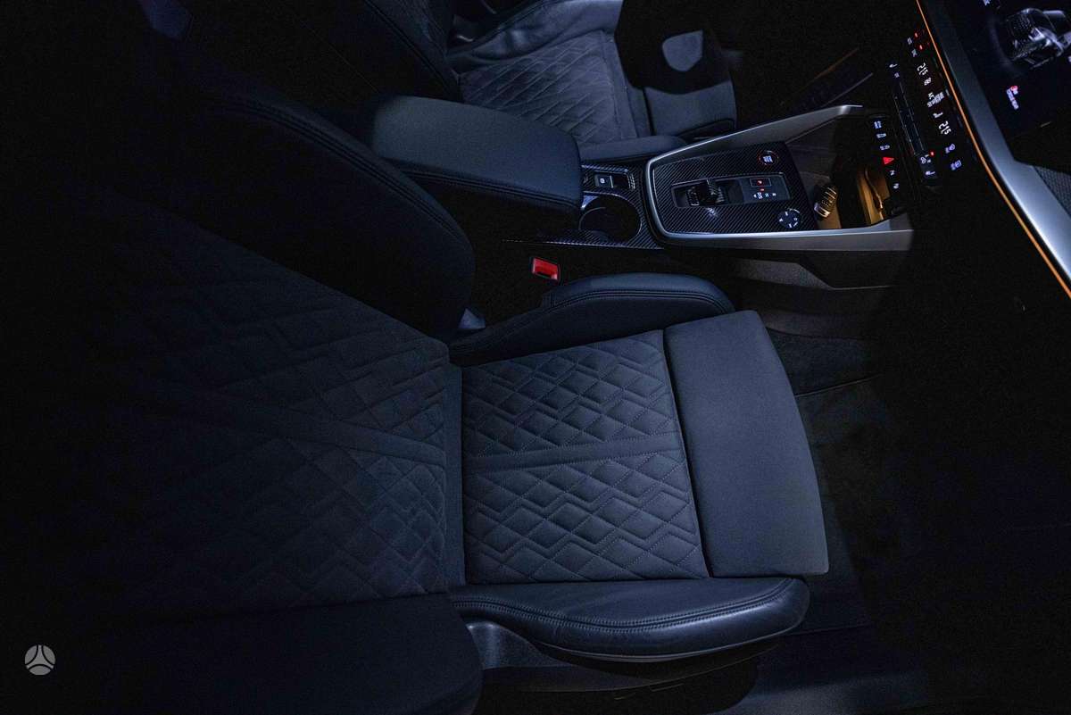 Audi RS 3, 2.5 l., Седан