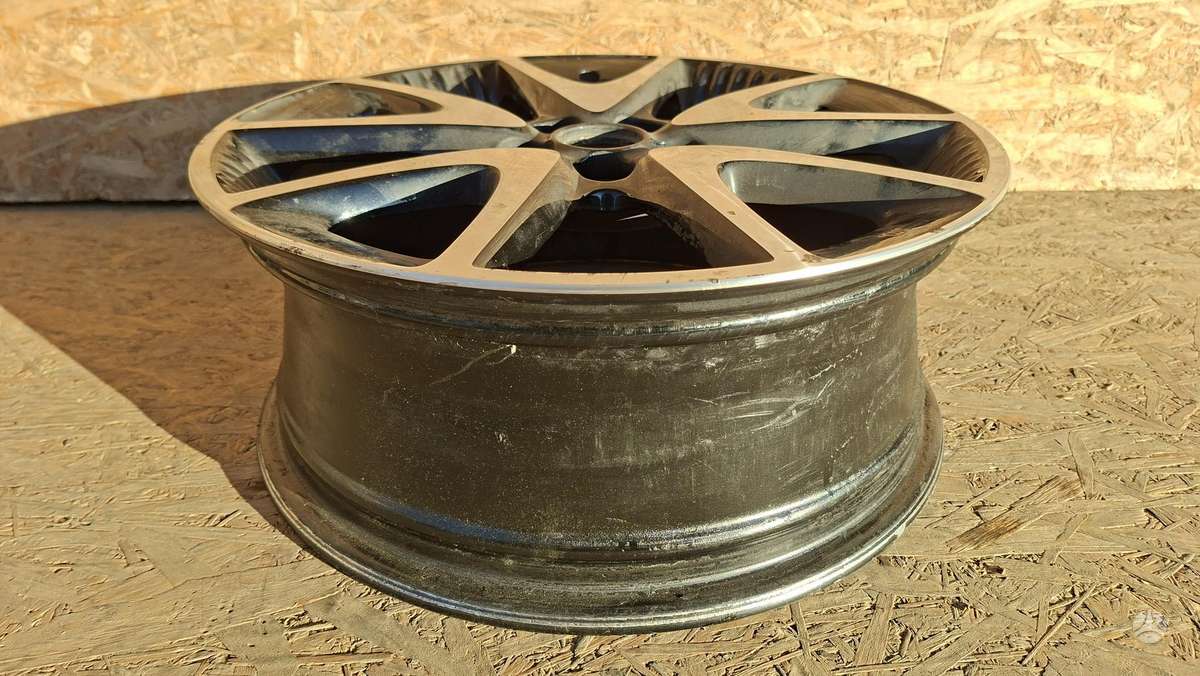 Toyota Yaris Cen31450