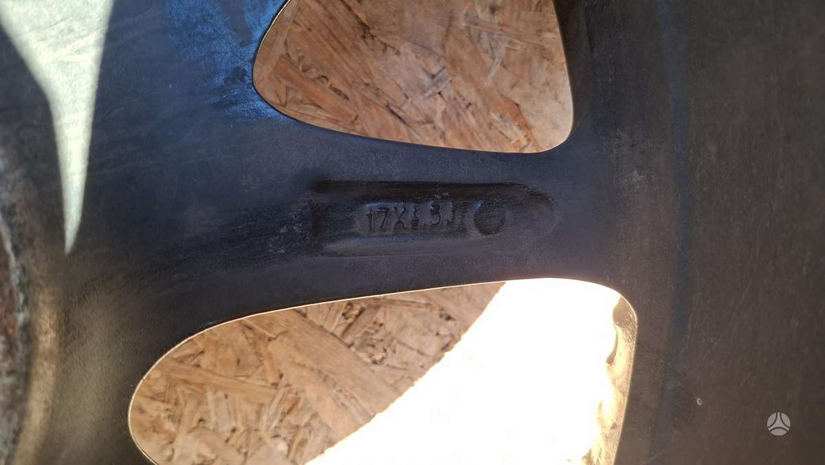 Toyota Yaris Cen31450