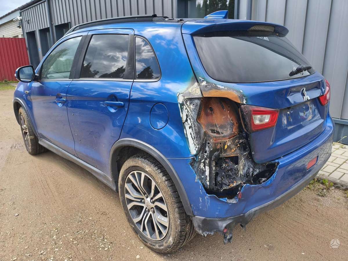 Mitsubishi ASX dalimis