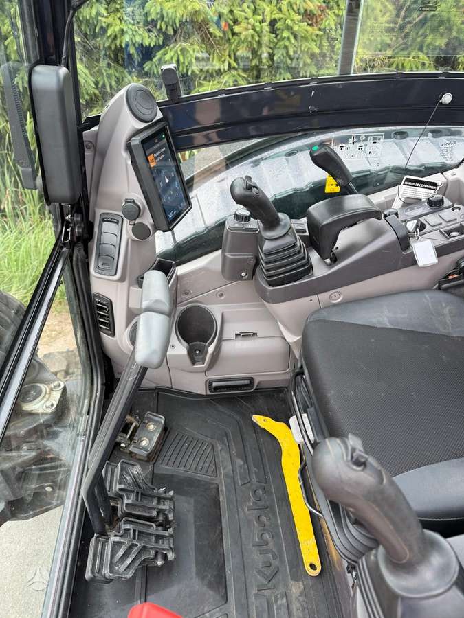Kubota U56-5, mini excavator