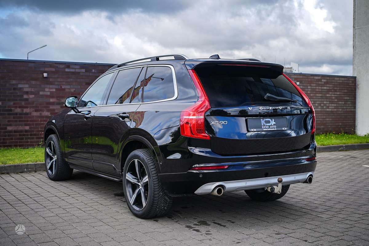 Volvo XC90 - 6