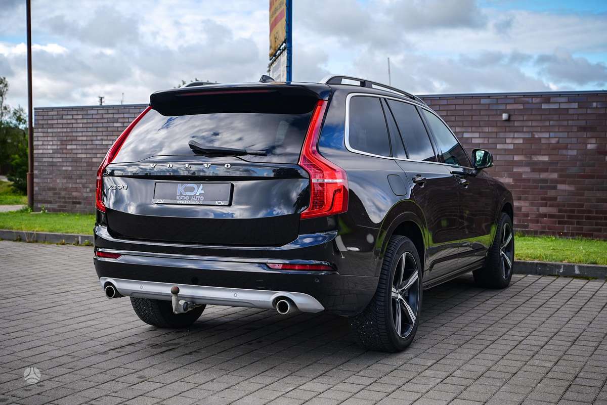 Volvo XC90 - 8