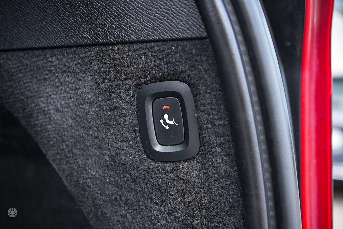 Volvo XC90 - 12