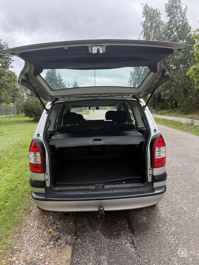 Opel Zafira, 2.2 l., Минивэн