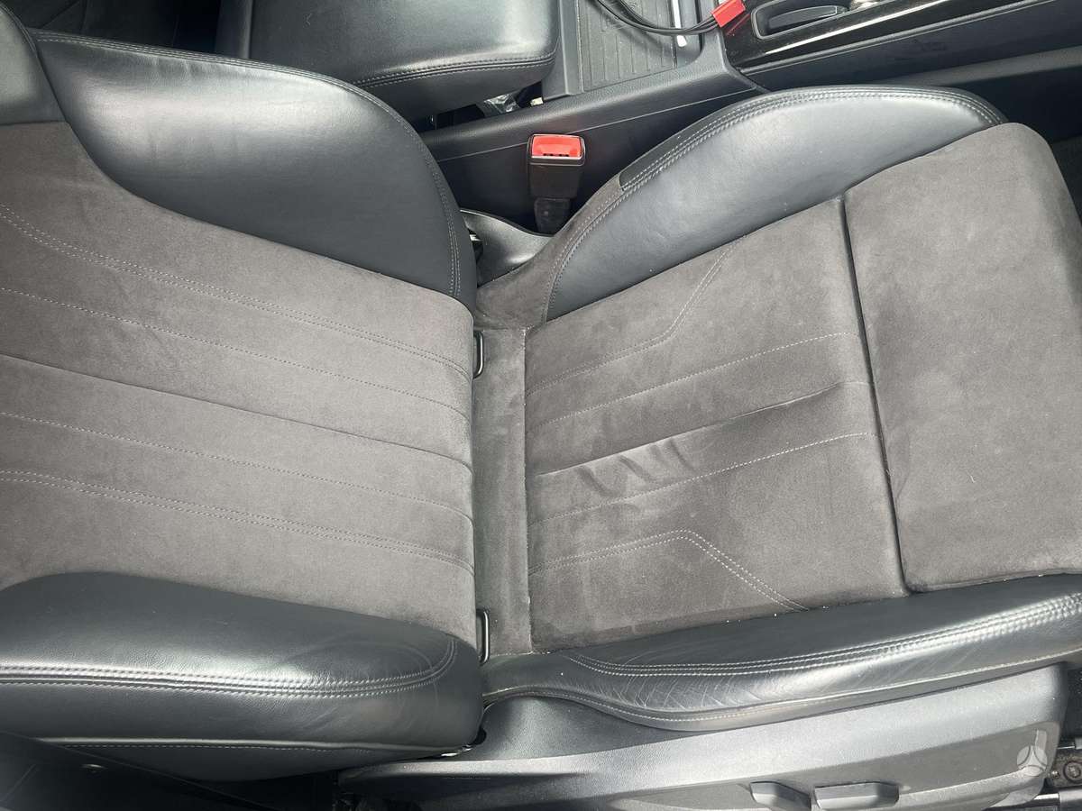Audi Q5, 2.0 l., Минивэн